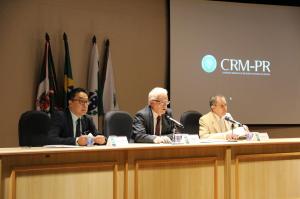 CRM-PR recepciona 28 novos mdicos em Curitiba