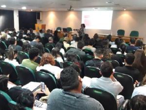 Educao Mdica Continuada rene 140 participantes em palestra na Associao Mdica de Londrina